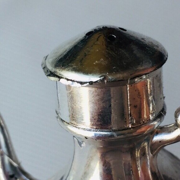 Niagara Falls Mini Teapot Kettle Shape Salt & Pepper Shaker Set Souvenir FLAW - Picture 9 of 12